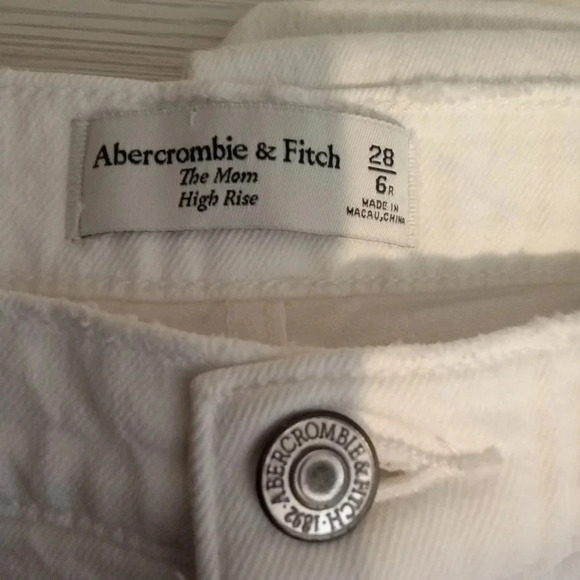 Abercrombie & Fitch The mom High Rise Jean size 28 women - Picture 4 of 6